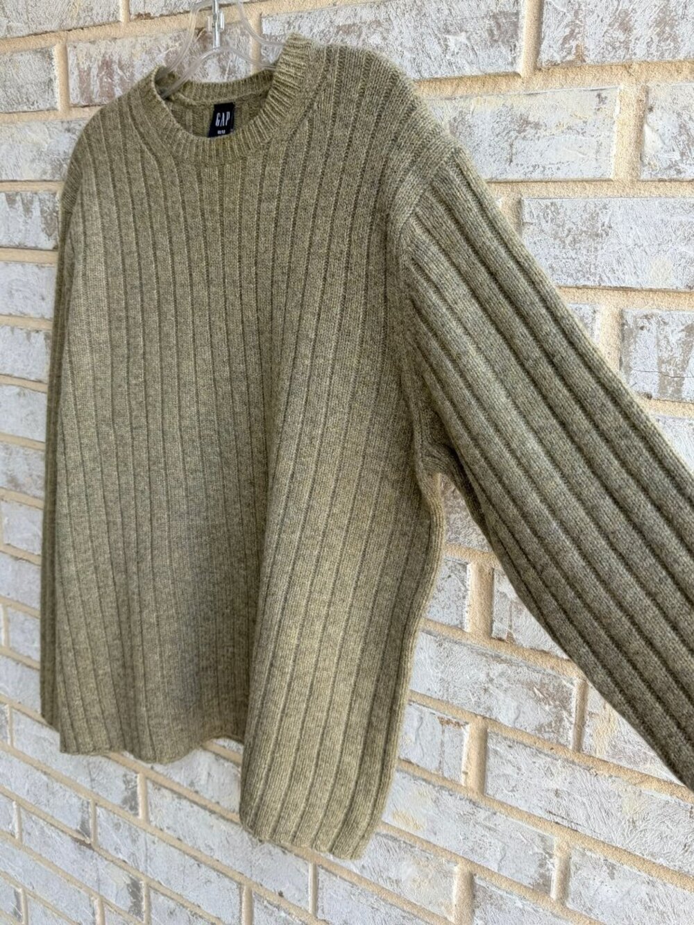 GAP 100% Lambswool Long Sleeve Crew Neck Ribbed Knit Sweater Men's Size M - Picture 6 of 8